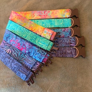 Tie-dyed bontkraag