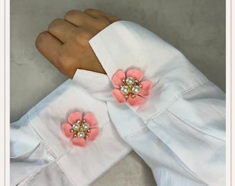 Cubrebotones blanco con 5 flores rosa bebé | Gemelos | Cubrebotones con clip | Accesorios para botones | Joyas para botones | Baby Shower | Regalo de boda