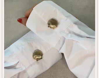 Cubrebotones dorado con concha | Gemelos | Cubrebotones con clip | Accesorios para botones | Joyas para botones | Botones de perla | Regalo de boda