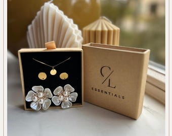 Juego M de 5 cubrebotones con tachuelas blancas con diseño de flor de perla | Cubrebotones con clip | Accesorios para botones | Joyas para botones | Regalo de Navidad | Regalo de boda