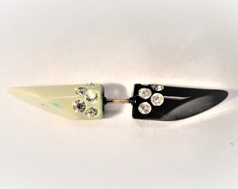 Art Deco celluloid rhinestone hat pin - Vintage 1930 jabot pin ornament - vintage millinery at Lacoona - black and green old plastic pin