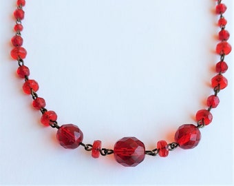 Art Deco faceted glass bead necklace/vintage 1920-1930 red glass necklace with old tube fastening