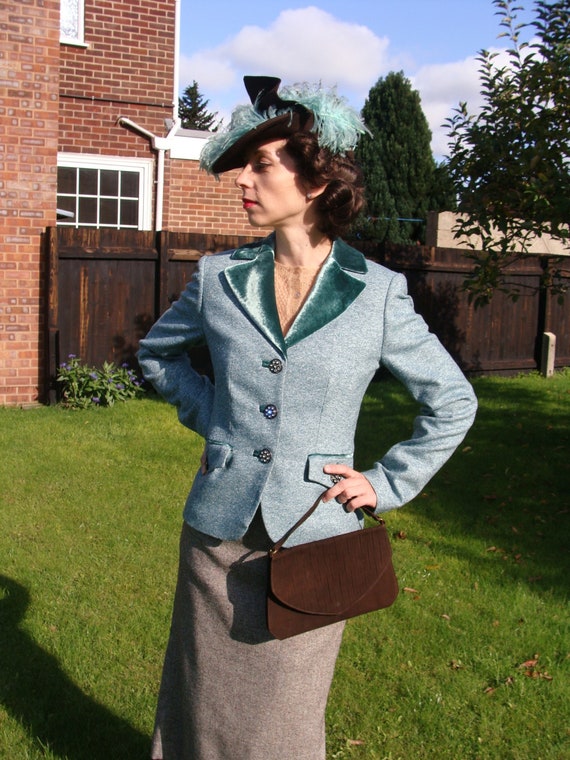 Vintage 1940s 1950s style green tweed jacket velve