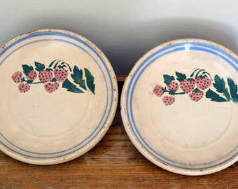 Pair of Romanian pottery plates Balkan primitive pottery early 20th century hand painted at Lacoona