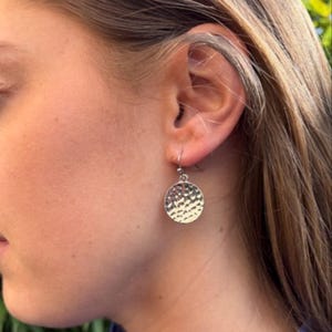 Womens Hammered Earrings, Statement Earrings, Gold Disc Earrings, 18K Gold Plated, Dangle Earrings, Circle Hammered Earrings, Gift for Her
