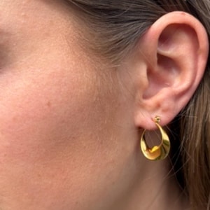 Twist Gold Hoop Earrings, Hoop Dangle Earrings, 18K Gold Earrings, Non Tarnish Earrings, Chunky Hoop, Gifts for Her