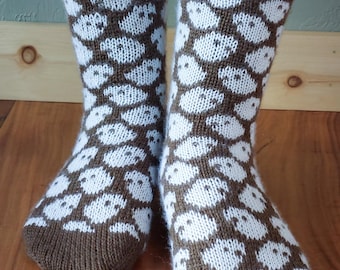 Ghost on the Run sock knitting pattern