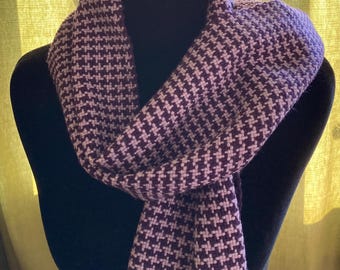 Handwoven Merino Wool Houndstooth Scarf