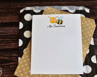 Personalized Bee Notepads / Personalized Notebook / Personalized Teacher Note Pads/ Set of Notepads /  Set of 2 Bumble Bee Notepads