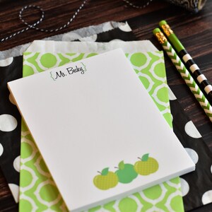 Set of 2 Personalized Teacher Notepads / Personalized Notebook for Teacher / Personalized Teacher Note Pads / Set of 2 Apple for Teacher