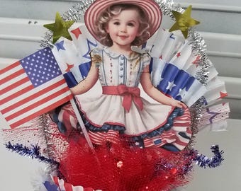 Pieza única - Hecha a mano - 4 de julio - Patriótica - Americana - Ensamblaje de técnicas mixtas
