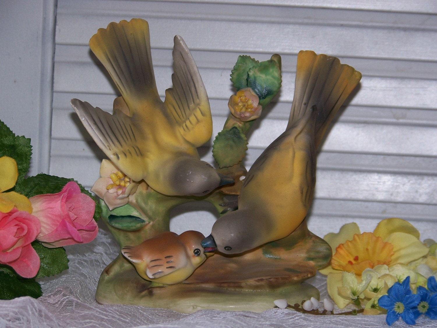 Vintage Bisque Porcelain Oriole Birds Figurine With Baby Etsy