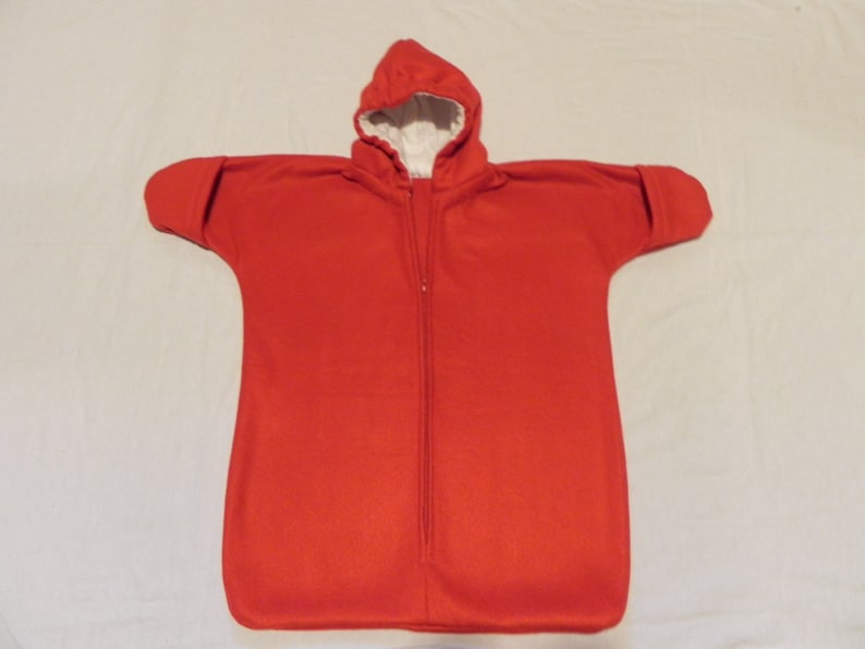 CHRISTMAS RED Fleece Baby Snuggy Bunting Coat Newborn 0 to 6 months