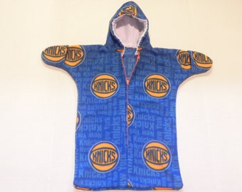 NBA New York KNICKS Printed fleece Baby Bunting Coat   0 to 6 months