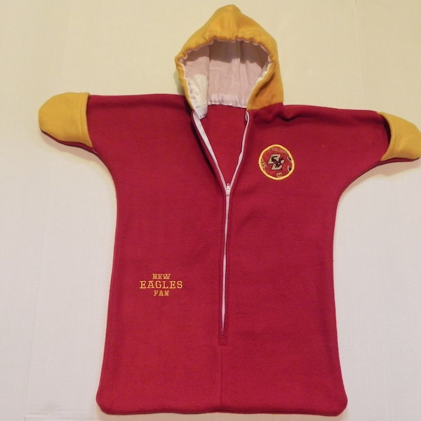 NCAA BOSTON College EAGLES fleece Baby Snuggy Bunting Coat, Baby Sac 0 to 6 months