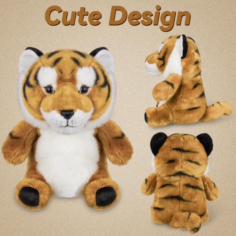 Puede incluir: Un peluche de tigre con rayas naranjas y negras, detalles blancos y patas negras. El texto "Cute Design" se muestra en la parte superior. La imagen muestra al tigre desde tres &aacute;ngulos diferentes: frontal, lateral y trasero.