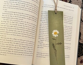 Daisy Flower Laminated Bookmark With Twine, Real Pressed Flowers, For Book Lovers