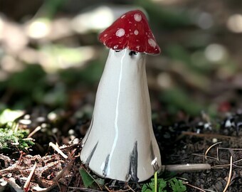 Ceramic Mushroom Ghost