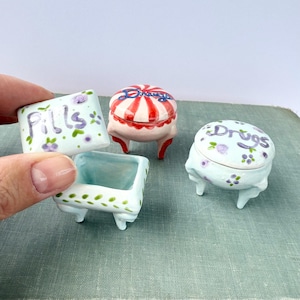 Tiny Pill Box Hand Decorated 1&quot; Mini Trinket Box Small Keepsake Box Cute Pill Holder Ceramic Tiny Jewelry Box Gift