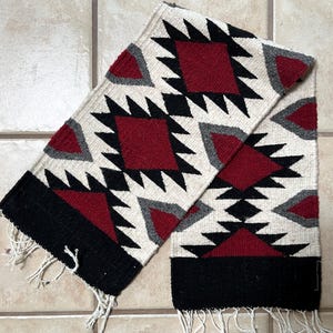 Zapotec Wool Table Runner – (39&quot; x 10&quot;) – Handmade in Oaxaca Mexico
