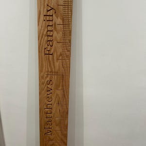 Personalized Solid Oak Height Chart | Engraved Growth Ruler, Kids Decor height chart afbeelding 6