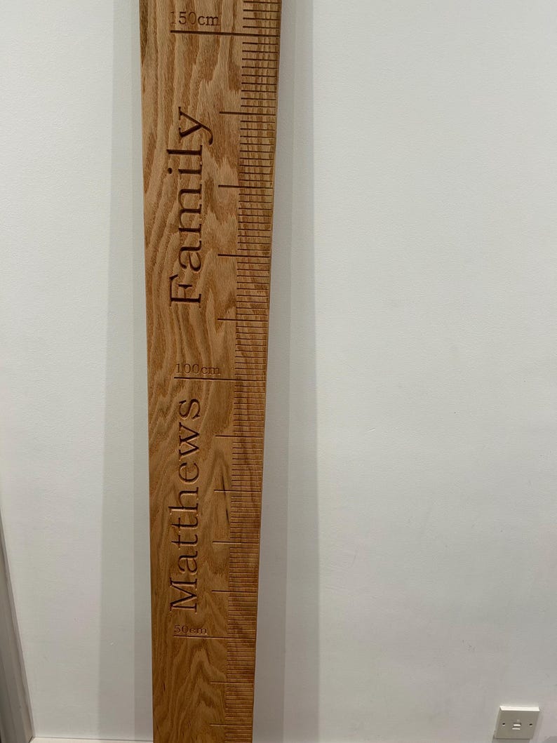 Personalized Solid Oak Height Chart | Engraved Growth Ruler, Kids Decor height chart afbeelding 6
