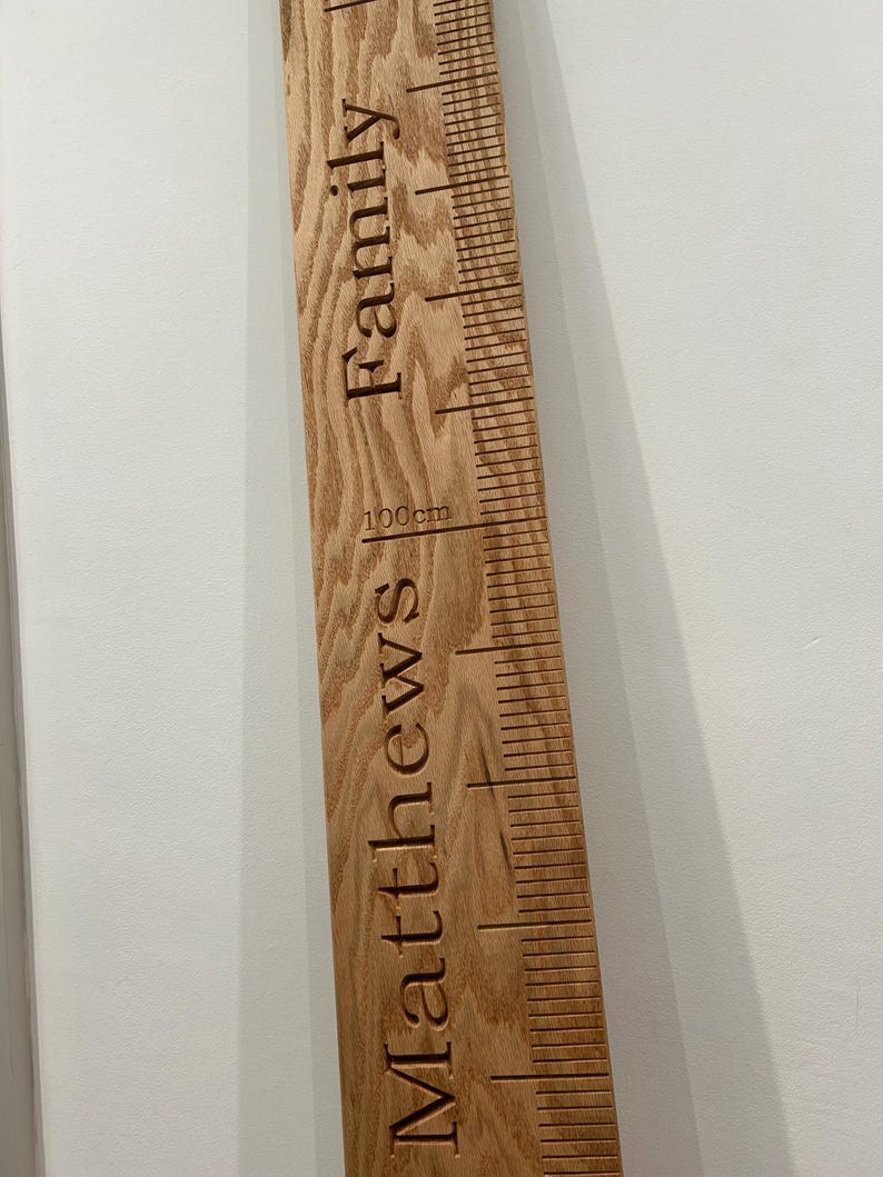 Personalized Solid Oak Height Chart | Engraved Growth Ruler, Kids Decor height chart afbeelding 7