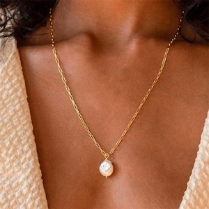 Baroque Pearl Pendant Necklace: Irregular Freshwater Pearl, Layering Chain