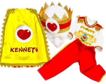 Disfraz de Príncipe Azul inspirado: Traje de fiesta con capa y corona