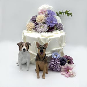 パーソナライズされた犬のウェディングケーキトッパー、カスタムペットケーキトッパー、ペットの記念日、犬の誕生日プレゼント、ケーキトッパー、記念日のペット、犬の敬礼帽子