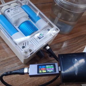Bomba de oxígeno portátil recargable a batería con una sola salida, ideal para peceras, pesca al aire libre y transporte de peces.