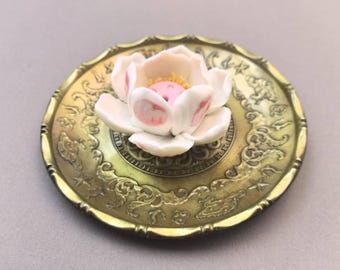 Kadzielnica z motywem lotosu, ręcznie robiony ceramiczny kadzielnik, kadzielnica z motywem kwiatu lotosu, dekoracja ołtarza do medytacji, duchowy prezent zen