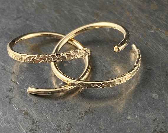 tiny 18g Hoop Earrings | 18 gauge gold huggie open hoop | conch earring | cartilage | septum |endless | open hoop | catch less
