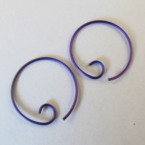 Nickel free TITANIUM hoop  earrings small simple Purple Modern Wire sleepers by CECILE STEWART on Etsy No.00E88