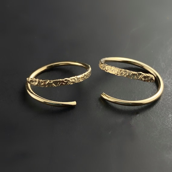 Tiny open Hoop Earrings  | choose gauge size metal- gold huggie open hoop  | conch cartilage  septum endless  catch less hoop ear