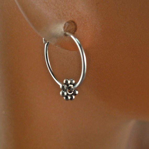 Tiny Hoop Earrings. Small Hoop Earrings . Thin Hoop. Tiny Sterling Silver Hoop.  /  Argentium Hoops  / Sleepers  No.00E188