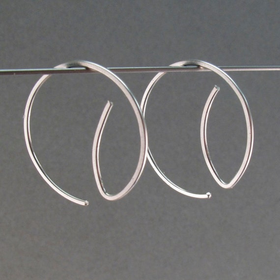 small HOOP earrings  . interchangeable . nickel free.  No.00E166