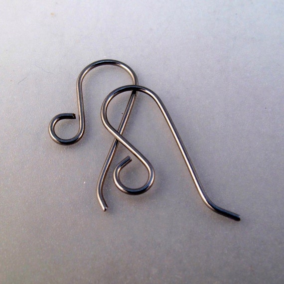 Handmade TITANIUM or NIOBIUM SHEPHERD Hooks / French Hook / Niobium Ear  Wire / Nickel Free. No.00e284 