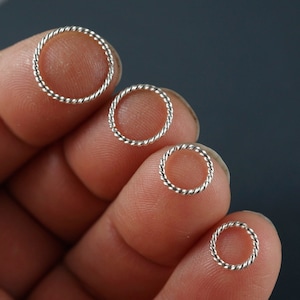 Anillo para cartílago de 18 g. Tragus. Hélice. Nariz. Pendiente de caracola. Perforación. Alambre retorcido. Ceja. Sin fin. Sin cierre. Elija el tamaño N.º 00E278