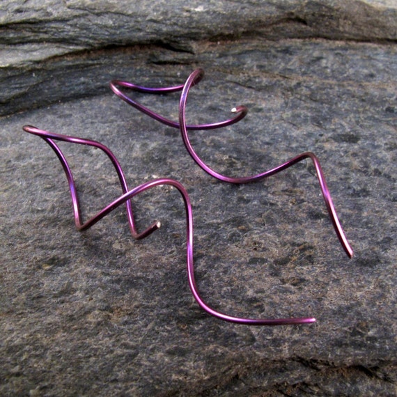 Purple NIOBIUM  spiral EARRINGS  coil corkscrew long wire  modern nickel free. hypoallergenic.  No.00E173 p