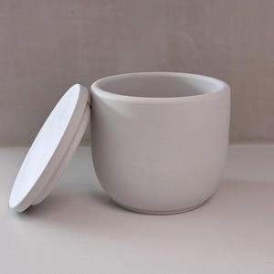 Cement Candle Jar with Lid and Hand-poured Soy Candle