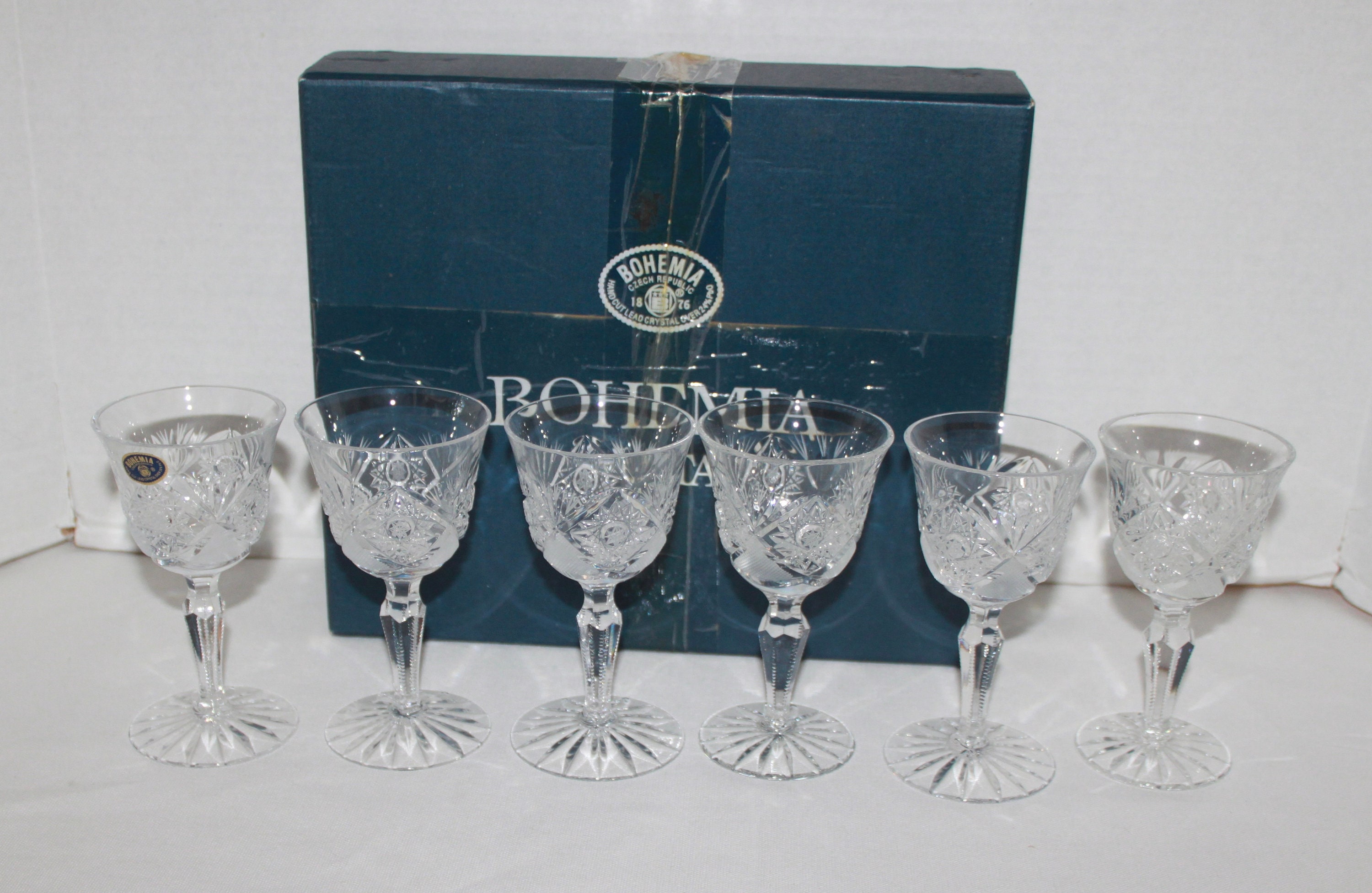 Neman 250ml/8.5oz Handmade 24%-Lead Crystal Crystal Wine Glass, Green Color  Stemmed Wine Glass, Set of 6