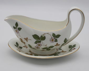 Wedgwood Wild Strawberry Two Piece Gravy Boat and Under Plate