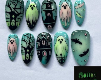 Glow in the Dark Creepy Halloween Press On Nails, Haunted Housse Ghost Fake Nails, Creepy Horror Nail Set, Scary Witchy Nail, Halloween Nail