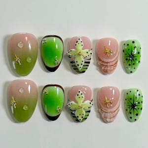 Custom Green Floral Short Oval Nail Set, Hand-painted Flowers, Zera Print Press On Nails, Spring-Summer Nails, Trendy Nail Art, Gift for her