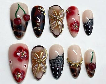 Uñas postizas otoñales personalizadas, uñas almendradas con flores 3D, cerezas y encaje negro, uñas postizas reutilizables, uñas de carey, regalo para ella.