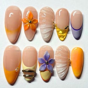 Colorful Press On Nails with Flowers & Butterflies, Vibrant Handmade Nail Art, Summer Nail Set, Reusable False Nails for Women, Ombre Nails.