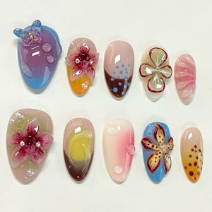 Unique Colorful Press On Nails with 3D Flowers, Butterfly, Short Oval Nail Art, French Tips Nails, Spring Summer Nail Set, Daily Nails, Gift