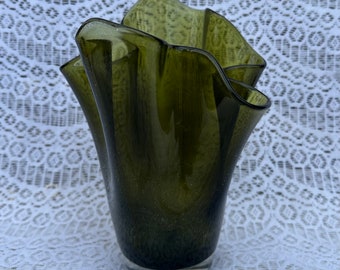 Green Glass Art Deco Handkerchief Vase