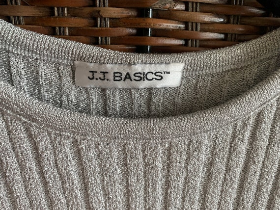 Two Complimentary JJ Basic Tops - image 4